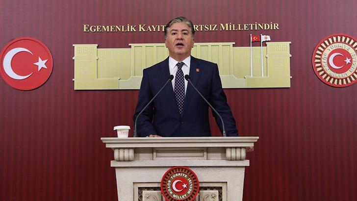 CHP'li Emir: Yeni bir yolculuğa çıkmak için resmi işlemleri sürdürüyoruz
