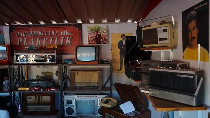 Topkapı Kaleiçi Meydanı’nda ‘Nostalji Günleri’ ziyaretçilerini ağırlıyor