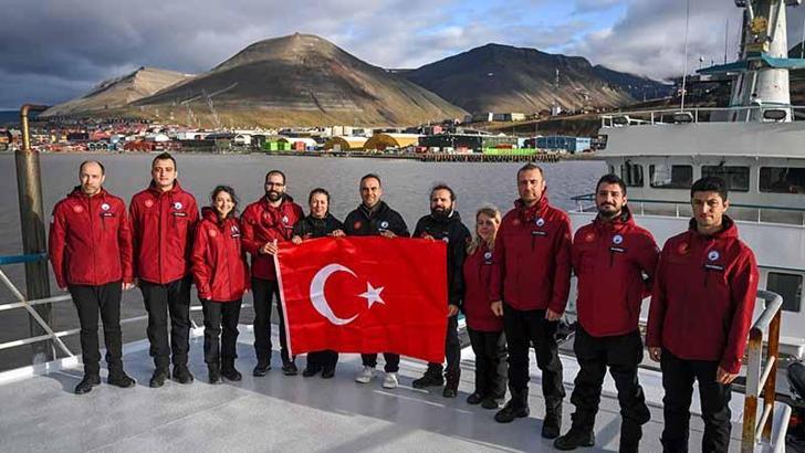 Bakan Kacır, 6'ncı Ulusal Arktik Bilim Seferi'ne katıldı