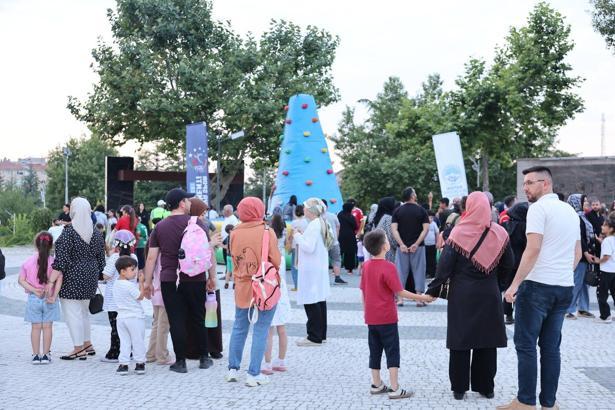 Büyükşehir Belediyesi Spor A.Ş. çocuklarla Hacılar'da buluştu