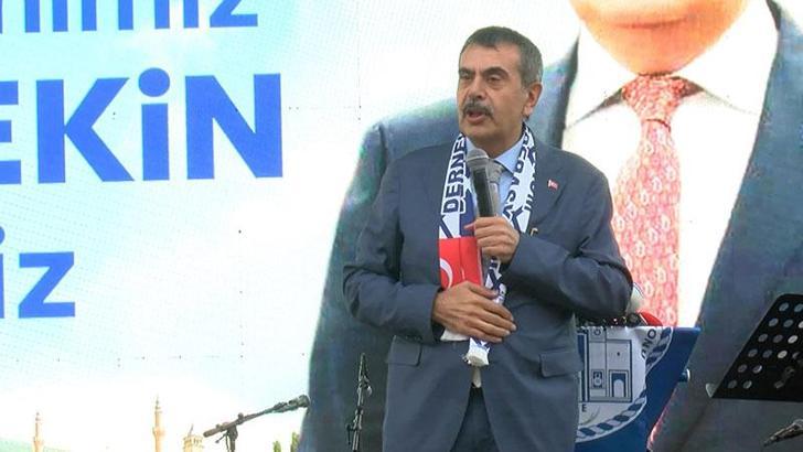 Bakan Tekin: Topluma çimento vazifesi gören sivil toplum örgütlerimiz var