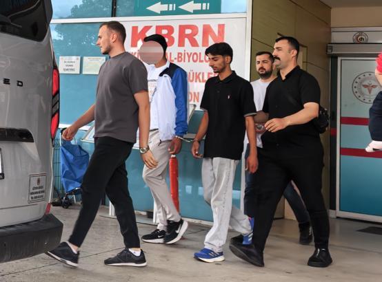Bursa'da bir kişiyi gasbeden 2 şüpheli tutuklandı