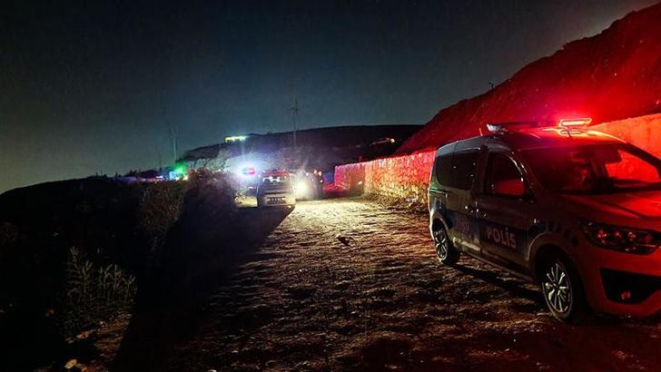 Adana’da seyir tepesinde silahlı saldırı: 1’i kadın 3 ölü