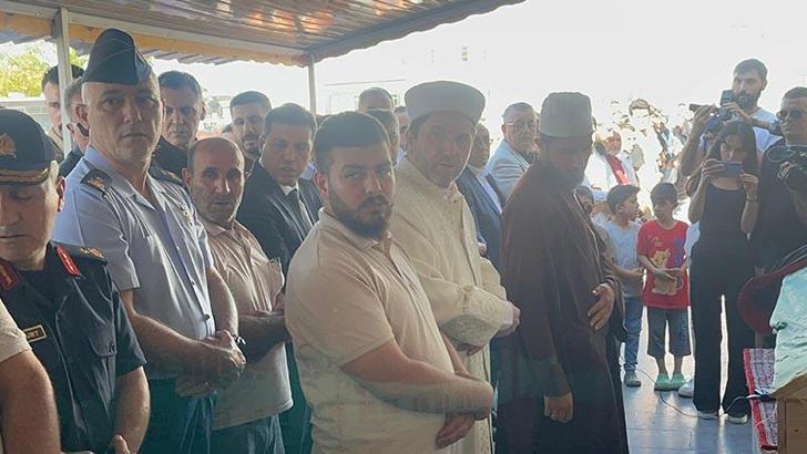 Denizde boğulan hakim- savcı yardımcısının cenaze namazını kardeşi kıldırdı