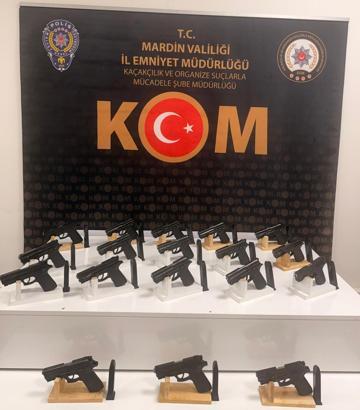Mardin'de 18 ruhsatsız tabanca ele geçirildi; 1 gözaltı