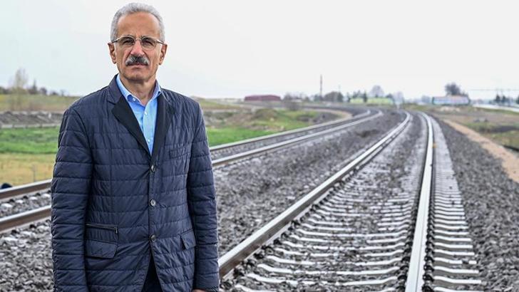 Bakan Uraloğlu: Osmaneli-Bursa hattında yakında test sürüşlerine başlayacağız
