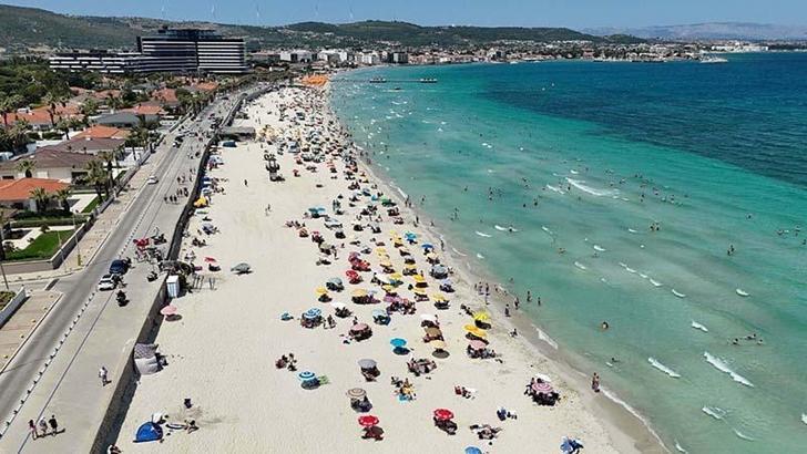 'Çeşme'de hafta sonu nüfus yarım milyona ulaşıyor'