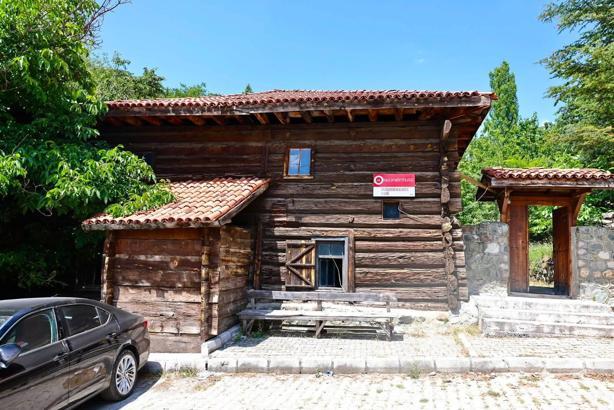 Vali Çalgan, Akşemseddin Camii ve tarihi yapılarda inceleme yaptı