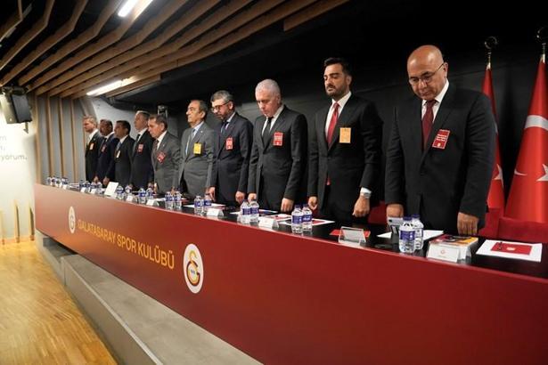 Dursun Özbek: Önemli olan transferin hangi gün açıklandığı değil, Galatasaray'a ne kadar fayda sağlayacağıdır
