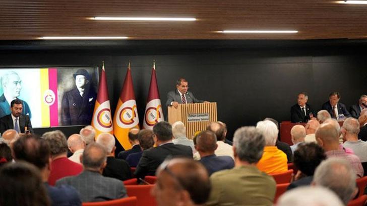 Dursun Özbek: Önemli olan transferin hangi gün açıklandığı değil, Galatasaray'a ne kadar fayda sağlayacağıdır