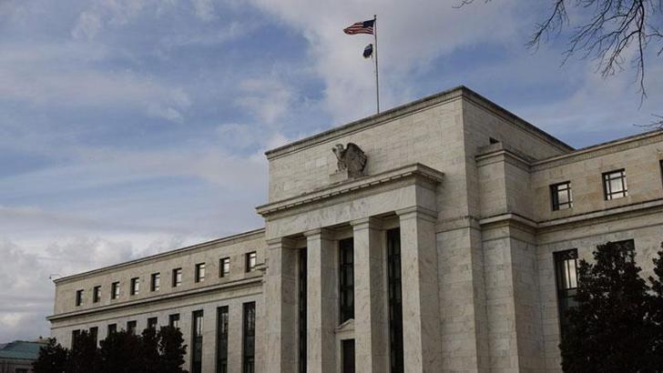 Fed faiz oranını sabit tuttu
