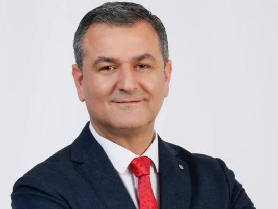 İzmit Belediyesi'nde başkanvekili Lütfü Obuz oldu