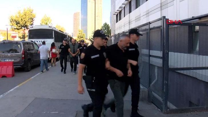 Üsküdar Belediyesi'ne operasyonda gözaltına alınanlar sağlık kontrolüne getirildi