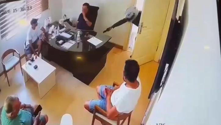 Mersin'de tatil sitesi başkanına silahlı saldırı