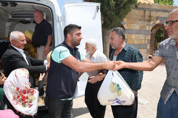 HBB’den vatandaşlara 100 ton kavun