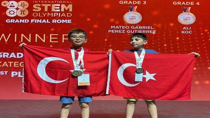 Ali ve Sidar, STEM Olimpiyatları'nda matematikte dünya şampiyonu oldu