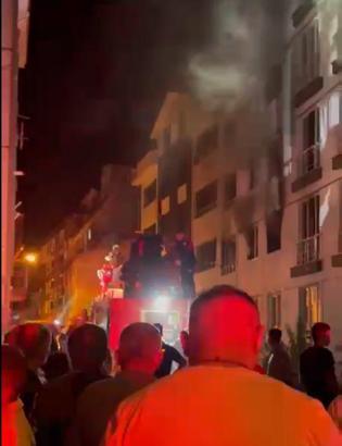Tokat'ta 5 katlı binada yangın; 4 kişi dumandan etkilendi