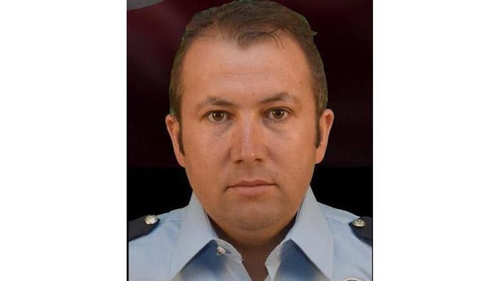 Evinde rahatsızlanıp hastaneye kaldırılan polis, hayatını kaybetti