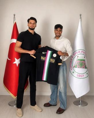 Altınordu'dan ayrılan iki oyuncu imza attı