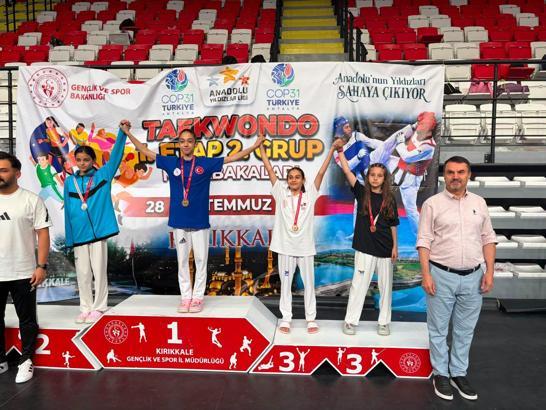 Niğdeli taekwondocular Kırıkkale’de gururlandırdı