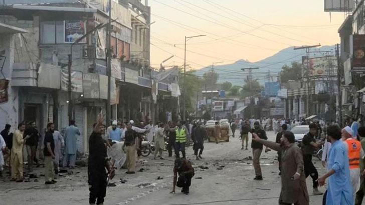 Pakistan'da patlama: 14 ölü