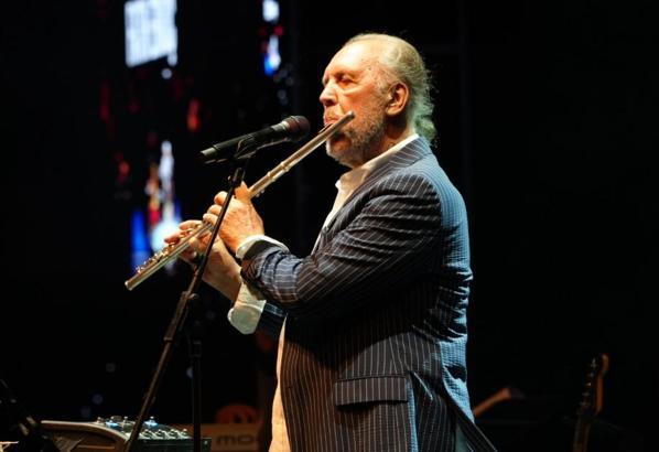 Fatih Erkoç, Uluslararası Bursa Festivali’nde sahne aldı