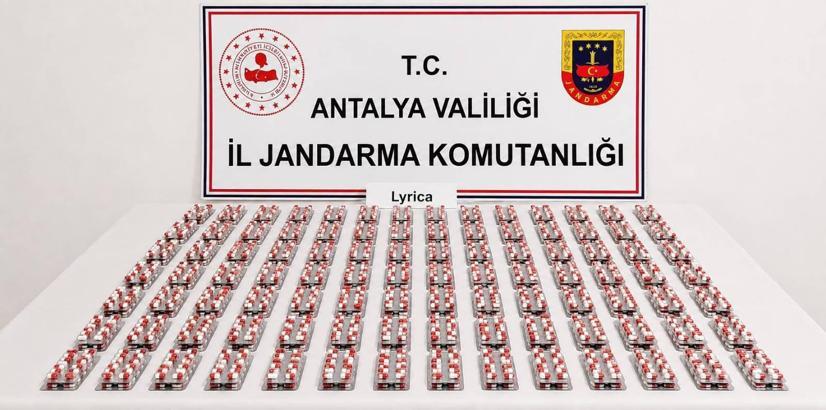 Döşemealtı’nda uyuşturucu operasyonu: 5 gözaltı