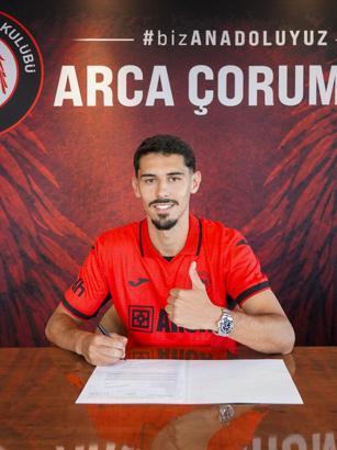 Çorum FK, Portekizli stoper Alexandre Penetra ile anlaşmaya vardı
