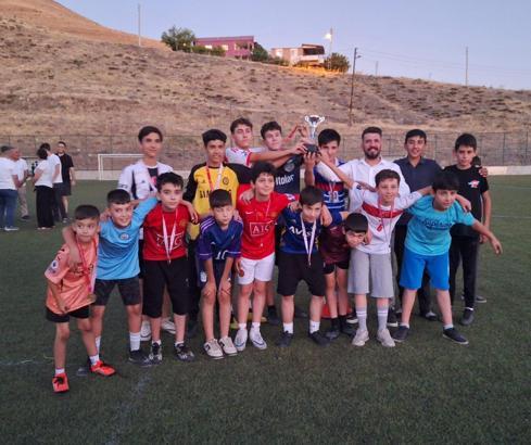 Kur’an kursu öğrencileri futbolda buluştu