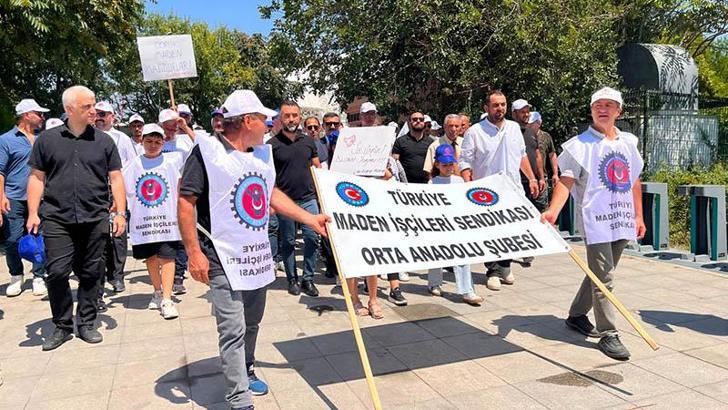 Madenciler Ulus'tan Ankara Garı'na yürüdü
