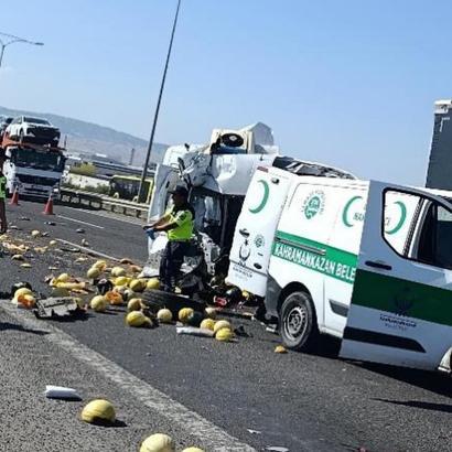 Ankara'da kamyonet, kamyona arkadan çarptı: 1 ölü, 2 yaralı