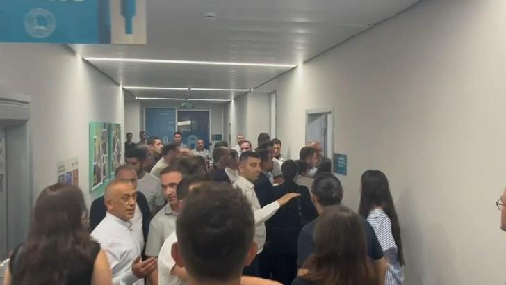 Üsküdar Belediyesi'nde başkan vekili seçiminde gerginlik