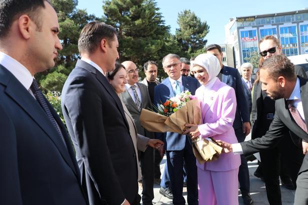 Bakan Göktaş: Sorumluluğumuz, huzurun, sosyal dayanışmayla daha da güçlenmesini sağlamaktır (2)