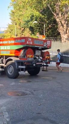 Heybeliada'da Deniz Harp Okulu'nun çatısında yangın -1