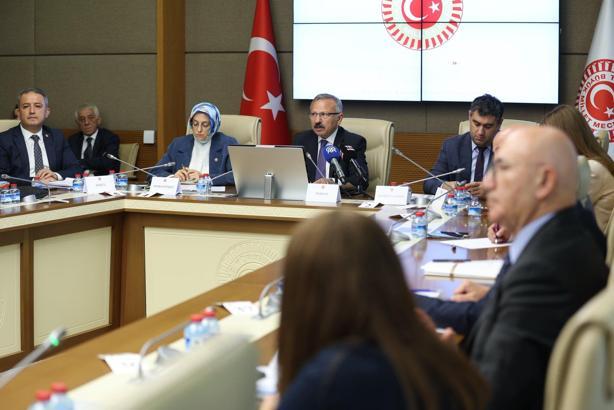 Okul Olaylarını Araştırma Komisyonu'nda milletvekilleri rapora ilişkin önerileri ele alındı