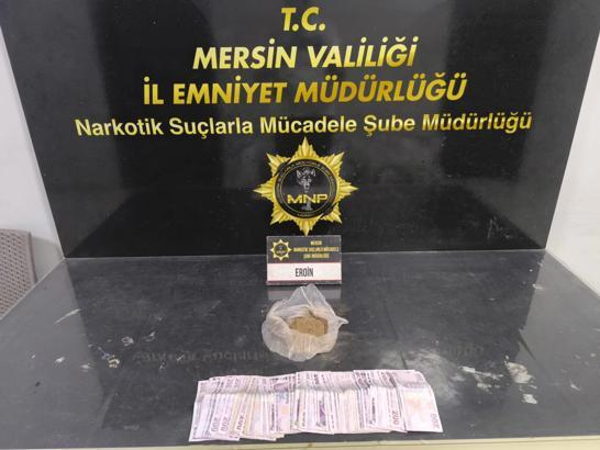 Mersin'de 190 gram eroin ele geçirildi