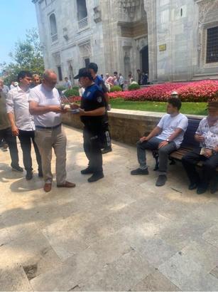 Polis ekiplerinden vatandaşlara güvenlik bilgilendirmesi