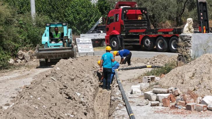 Hacıhamzalar Mahallesi'nde içme suyu hattı yenileniyor