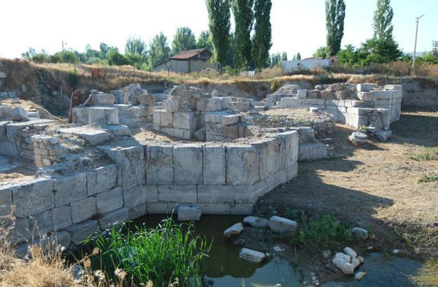 Sebastapolis Antik Kenti'ndeki kazı çalışmaları devam ediyor