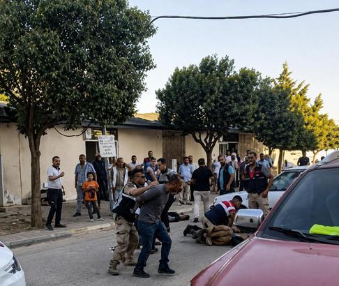 Sağlık kontrolü için getirildiği hastanede silahlı saldırıya uğrayan istismar şüphelisi öldü