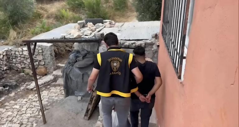 İskenderun'da ev ve otomobil kurşunlama iddiasına 7 tutuklama