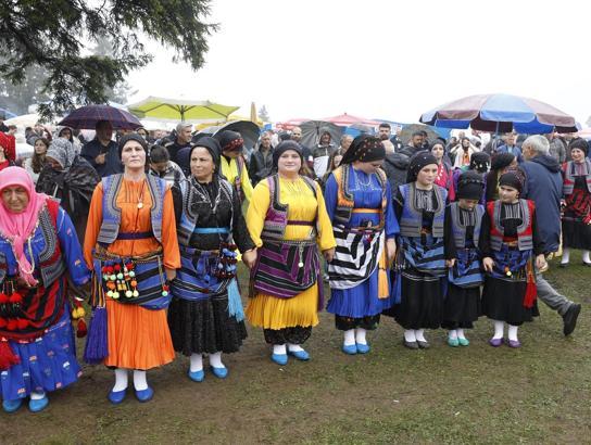 Yayla şenliğinde horonlu gelenek coşkusu
