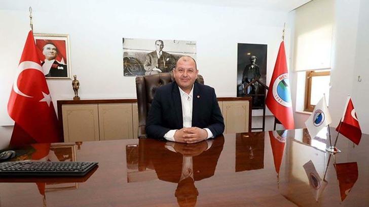 Tutuklanan Menderes Belediye Başkanı Çiçek, CHP'ye istifa dilekçesi sundu
