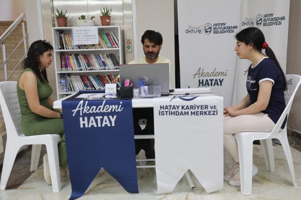 HBB, YKS tercih sürecinde gençleri yalnız bırakmadı
