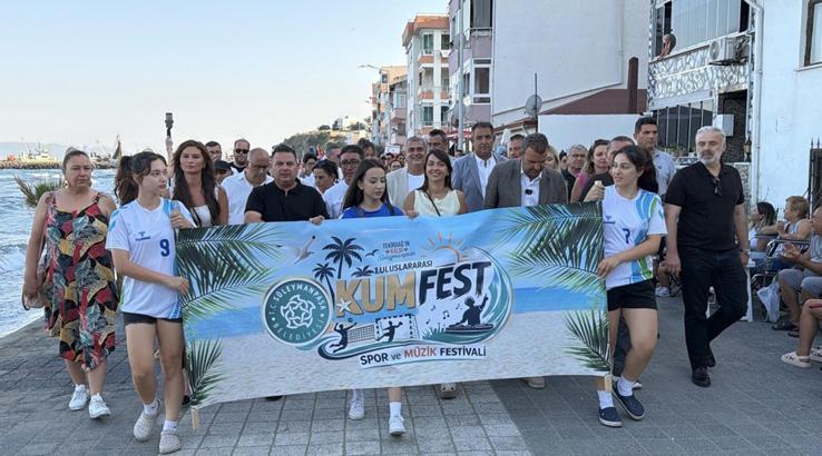 Tekirdağ'da ilk kez düzenlenen KUMFEST kortejle başladı