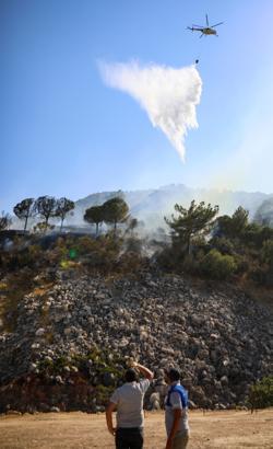 Antalya'nın 2 ilçesinde orman yangını/Ek fotoğraflar