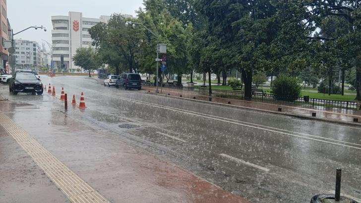 Samsun’da kuvvet yağış etkili oldu