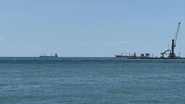 Tekirdağ'da fırtına; eğitim uçuşları iptal, 3 ilçede denize girmek yasak