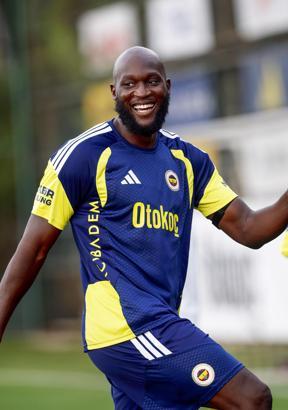 Fenerbahçe’de Romelu Lukaku ilk idmanına çıktı