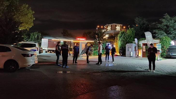 Küçükçekmece'de kafede silahlı saldırı: 2 yaralı